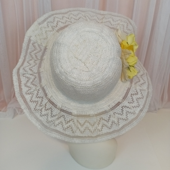 Vintage 80s Womens White and Yellow Wide Brim Sun Hat Summer Travel - Picture 3 of 8